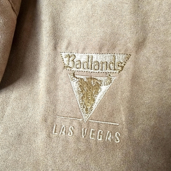 Badlands Las Vegas Golf Club Vest, Brown Faux Suede with Metal Snaps, Size Large - Picture 5 of 11